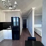 Ξενοδοχείο με διαμερίσματα Delicious Aparts 4*