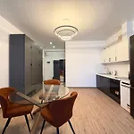 Ξενοδοχείο με διαμερίσματα Delicious Aparts Οδησσός